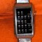 CEAS DE MANA QUARTZ functioneaza cu 2 baterii