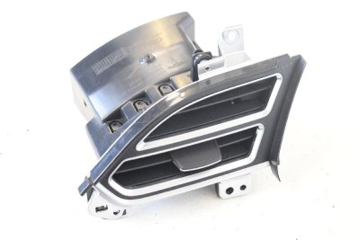 Gura de ventilație planșa de bord TESLA MODEL S 2016 OEM: 1007834-00-C,1007834-00 10825321 foto