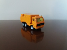 SIKU camion Mercedes gunoiera, scara 1/87 foto