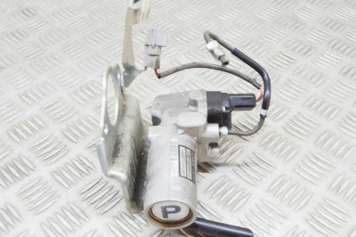 Cilindru de fr&amp;acirc;nă LEXUS RX _L2_ 2019 OEM: 138110-10610 20484369 foto