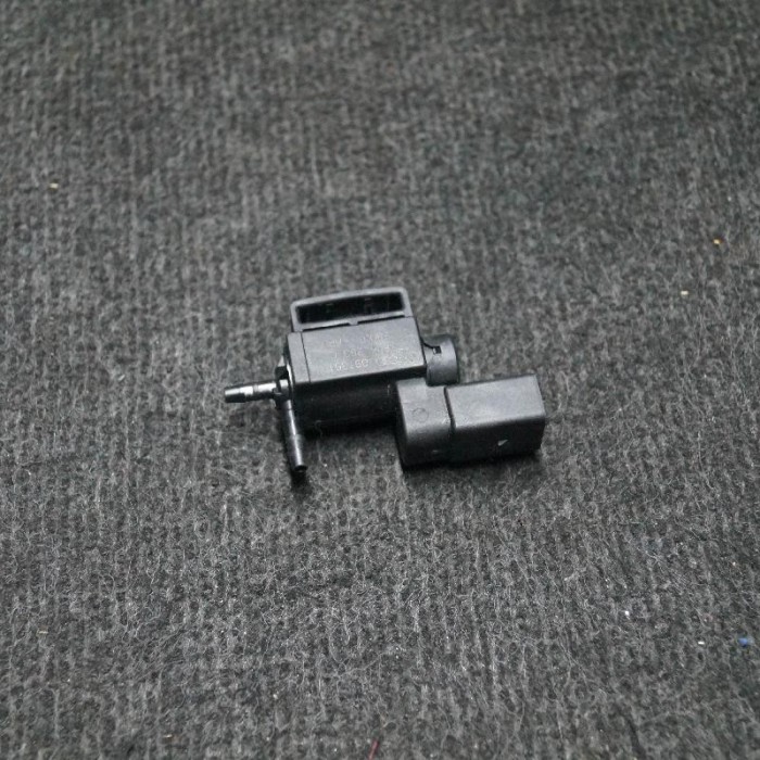 Supapa solenoid VW GOLF VI 5K1 2010 OEM: 037906283C | 2255127