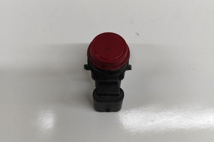 Senzor de parcare spate TESLA MODEL S 2015 OEM: 1048473-09-A 28794331