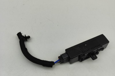 Amplificator de antena CITRO&amp;Euml;N JUMPY III Van 2024 OEM: 9841967280 | 31883353 foto