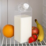 Sticlă din plastic transparentă pentru lapte 500ml cu capac, CMCLASS