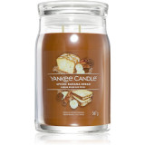 Yankee Candle Spiced Banana Bread lum&acirc;nare parfumată Signature 567 g