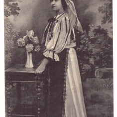 4925 - SALISTE, Sibiu, Ethnic woman, Romania - old postcard - used - 1917