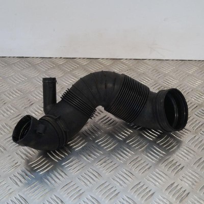Furtun VW PASSAT B6 3C2 2007 OEM: 3C0129654P | 2408411 foto