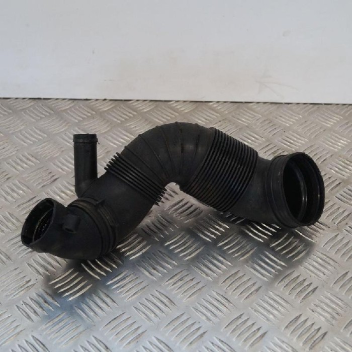 Furtun VW PASSAT B6 3C2 2007 OEM: 3C0129654P | 2408411