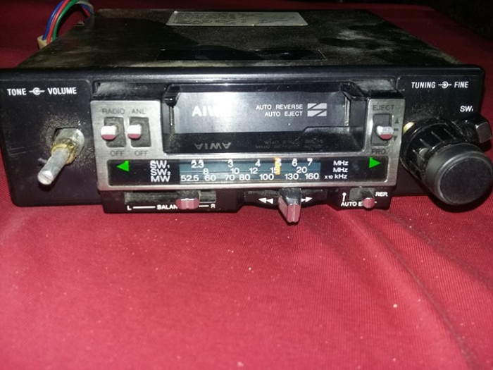 radio casetofon vechi Auto AIWA,Radio casetofon auto,colectie,Netestat,T.GRATUIT