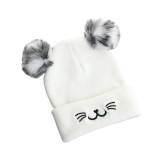 Cumpara ieftin Caciula tricotata Pisicuta