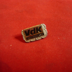 Insigna veche VdK Asociatia de lupta contra saraciei Germania , L=1,6cm