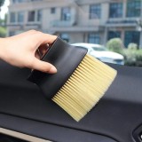 Cumpara ieftin Perie cu maner ergonomic si fire din nylon SoftTouch pentru curatarea murdariei si a prafului din interiorul masinii, 13 x 11 cm