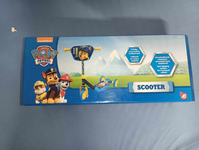 Vand trotineta PAW Patrol copii noua la pret redus