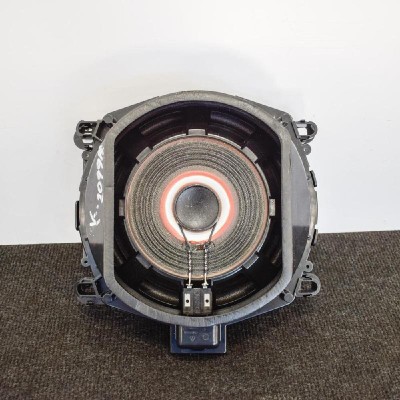 Subwoofer BMW X3 F25 2014 OEM: 9247342430307421480 3072237 foto