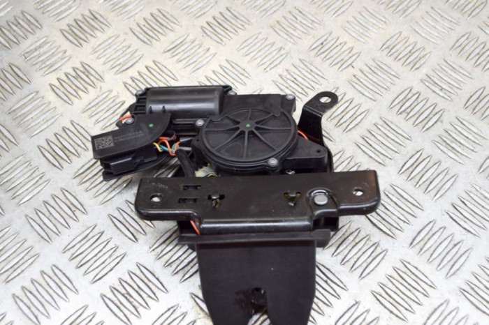 &Icirc;ncuietoare haion TESLA MODEL Y 2020 OEM: 1500604-D3-A | 13587398