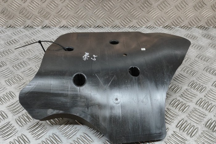 Capac braț suspensie BMW 3 G20, G28 2024 OEM: 6876803 28265257