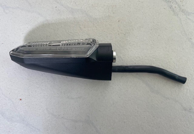 Honda CB650R CB 650 R ABS (RH02) 2019-2021 Semnalizator fata stanga