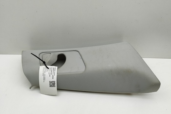 Ornament st&acirc;lp B dreapta TESLA MODEL 3 2019 OEM: 1086255-01-J 30481481