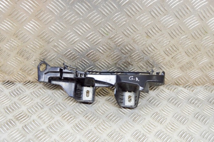 Suport bara de protecție dreapta spate MERCEDES-BENZ C W205 2016 OEM: A2058850465 16034168
