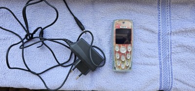 TELEFON NOKIA 3200 + INCARCATOR , FUNCTIONEAZA ORANGE foto