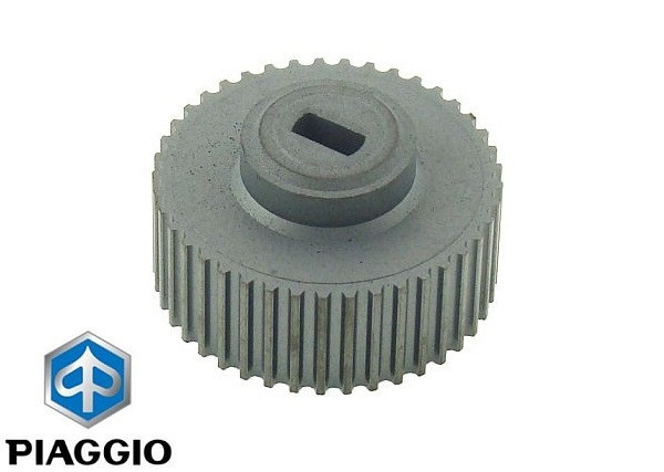 Pinion pompa ulei original Aprilia SR (motorizare Piaggio) - Gilera DNA - Runner - Piaggio NRG - NRG MC3 - Zip - Hexagon 2T 50-180cc