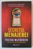 SECRETUL MENAJEREI de FREIDA McFADDEN , 2023