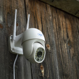 Cumpara ieftin Camera supraveghere wireless PNI IP240 WiFi PTZ FullHD zoom alarma detectie miscare