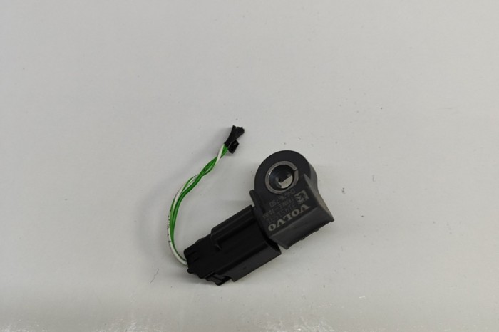 Senzor de impact st&acirc;nga față VOLVO XC90 II 2020 OEM: 31451531 30379425