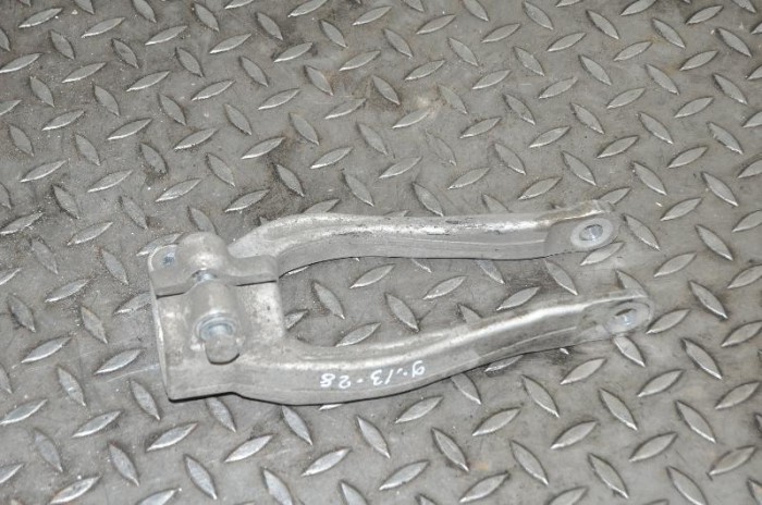 Braț inferior dreapta față BMW 5 G30 2017 OEM: 6861120 10703248