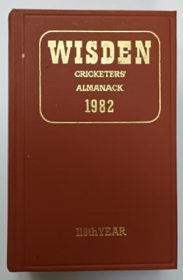 WISDEN CRICKETER &amp;#039;S ALMANACK , 1982 foto