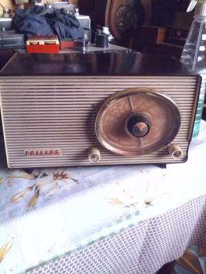 Radio Vechi pe Lampi Philips MK 40277 Typ B2GO4U An 1950 foto
