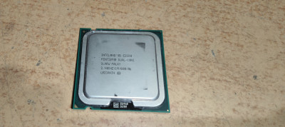 Procesor Intel Pentium Dual-Core E2220 2.40 Ghz socket 775 foto