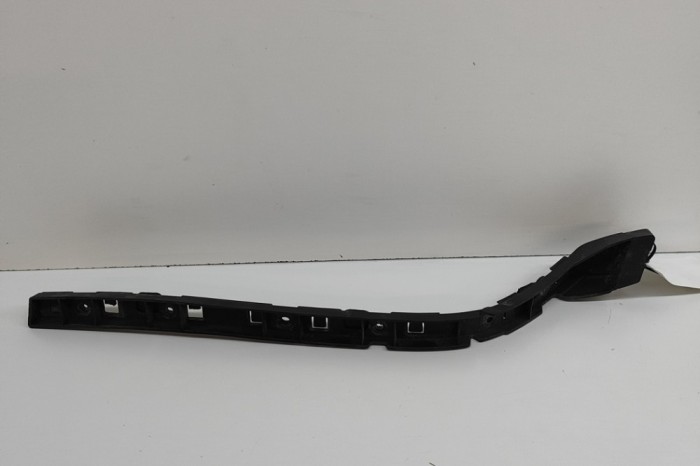 Suport bara de protecție dreapta spate MASERATI QUATTROPORTE VI 2014 OEM: 670001618 29395472