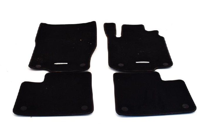Set covorașe MERCEDES-BENZ GL X166 2015 OEM: A1666801948A1666840403A1666840303A1666800348 | 3151676