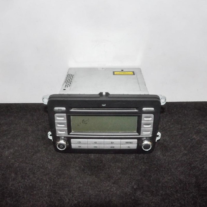 Unitate radio CD VW GOLF V 1K1 2005 OEM: 1K0035186AD 2797789