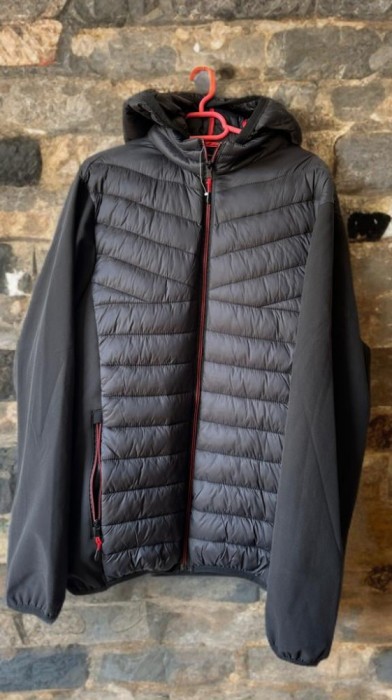 Geaca barbati neagra , marimea XXL
