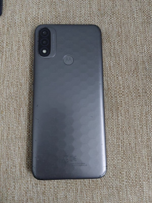 Dezmembrez Smartphone Motorola Moto E20 XT2155-6 Livrare gratuita foto