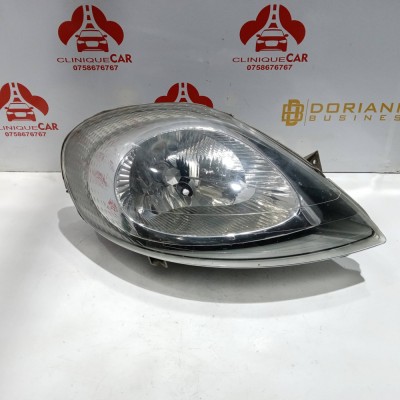 Far dreapta Renault Trafic 2004 foto