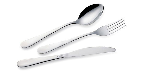 Segno: Cutit pentru masa, din inox, 22.5 cm