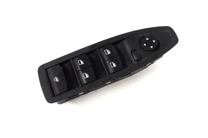 Buton geam ușă dreapta față BMW 2 Cabrio F23 2016 OEM: 9226262 17147428