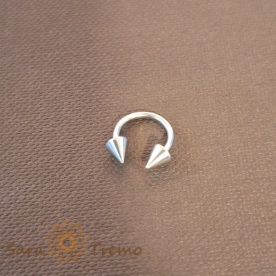 Piercing Potcoava Titan cu Sageti Mari foto