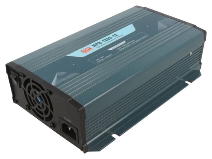 &Icirc;ncărcător 70A 13,8V DC