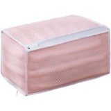 Sac pentru spalat incaltamintea, 3 straturi de protectie, realizat din poliester, dimensiuni 33 x 19 x 19 cm, Roz