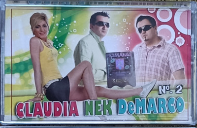 Claudia , Nek și Demarco , casetă sigilată cu muzică foto