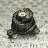 Suport motor dreapta MERCEDES-BENZ VITO Tourer W447 2021 OEM: A4472411400 30445785