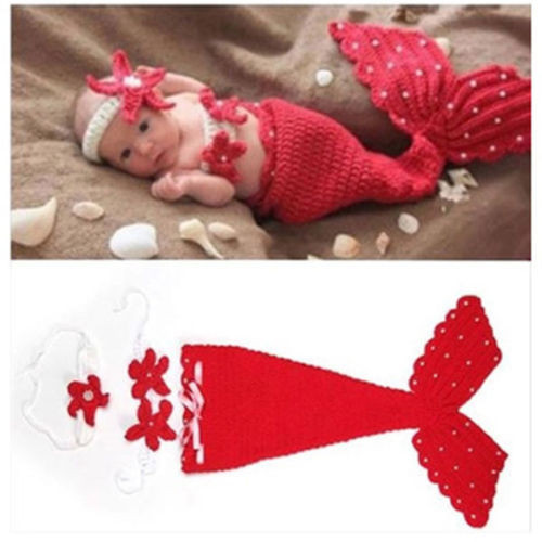 Costum crosetat bebelusi model sirena sedinte foto