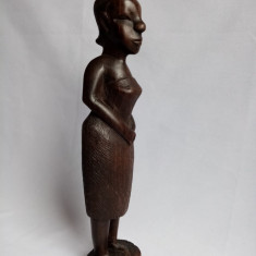 Statueta abanos, arta africana, femeie cu vas pe cap 32cm. inaltime
