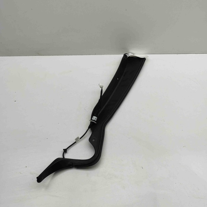 Ornament picurator haion st&acirc;nga MAZDA CX-5 KF 2022 OEM: KSD5-63-6G0,KSD5636G0 31147466