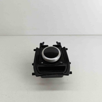 Buton de control navigație ASTON MARTIN DB11 2022 OEM: A2059006015,A2059015509,A2059020104 25937862 foto