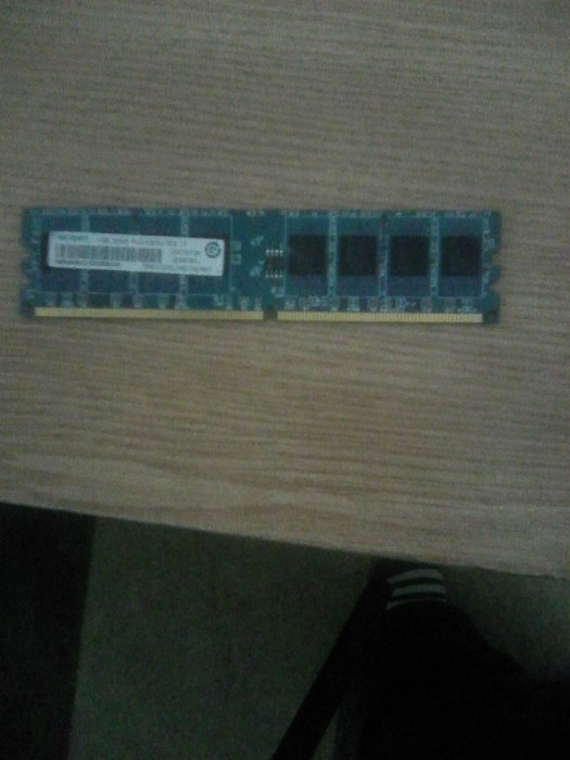 memorie pc 1gb ddr2 pc2-5300